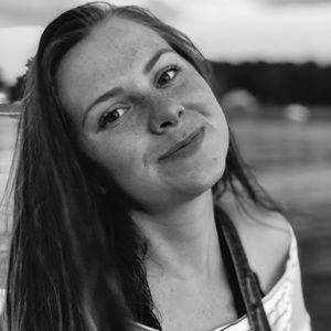 Meet your Posher, Carley